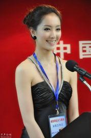 亚姐 许莹 背景,从亚姐冠军到璀璨星途的璀璨之星