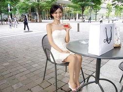 172高挑美女主播,魅力四溢，引领直播潮流